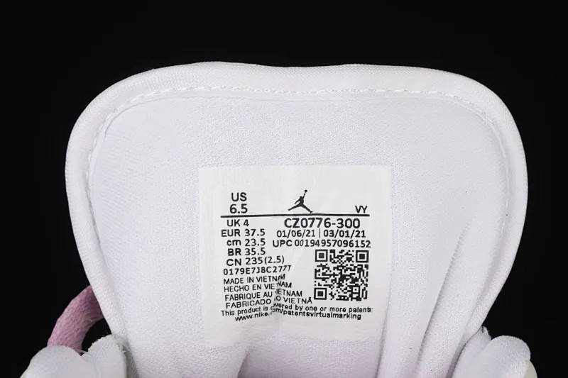 All categories Air Jordan Jordan series basketball shoes Air Jordan 1 Low G version pure original Air Jordan 1 Low AJ1 Joe 1 low-top cultural and leisure sports sneakers CZ0776-300